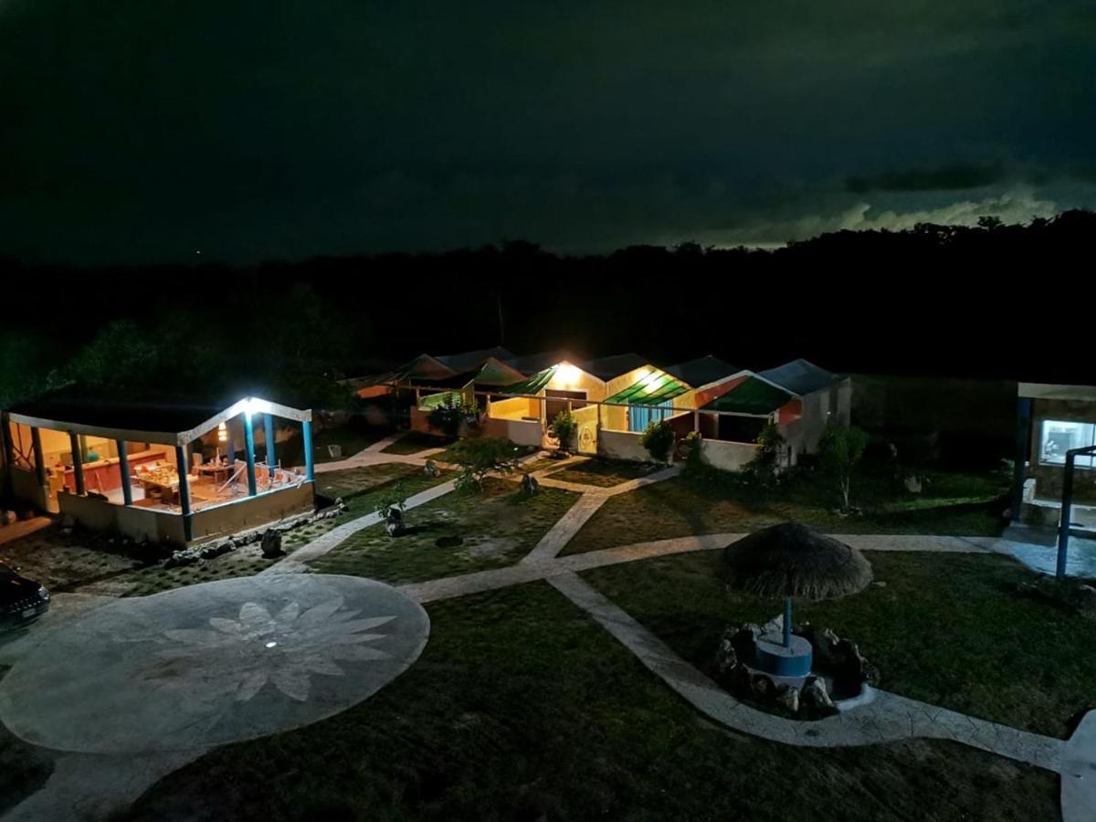 Nikte Estancia Y Jardin Hotell Puerto Morelos Exteriör bild