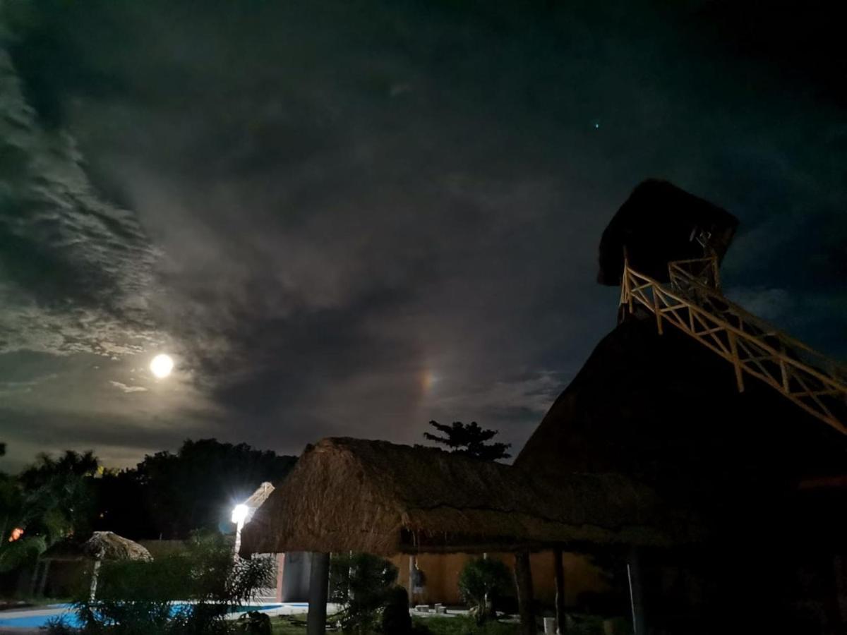 Nikte Estancia Y Jardin Hotell Puerto Morelos Exteriör bild